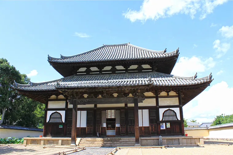 東大寺戒壇堂